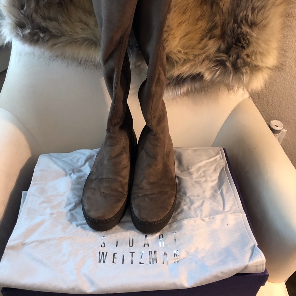 Stuart Weitzman over the knee sueded boot sz 7